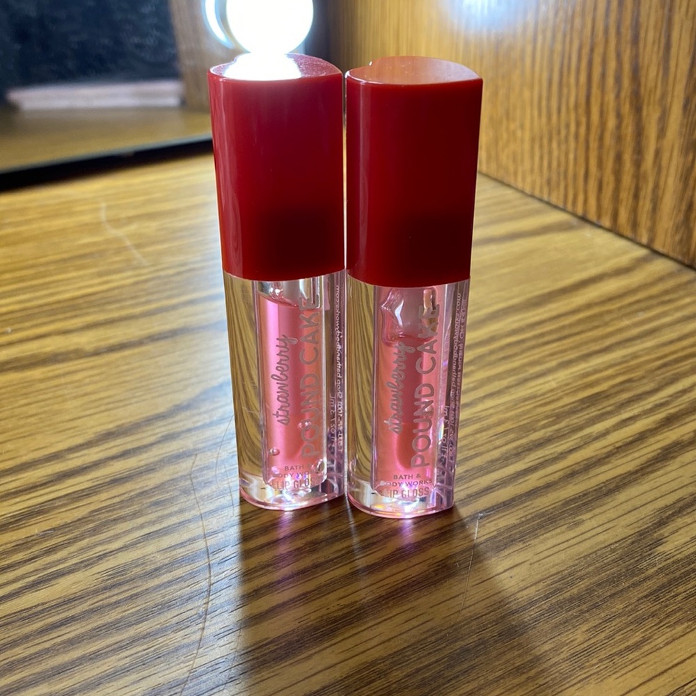 BBW Strawberry Pound Cake Lip Oil (Set of 2)